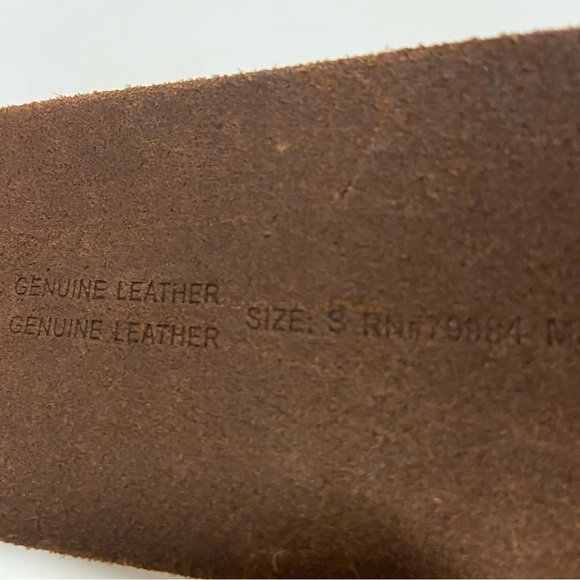 Chico's Genuine Leather Brown Gold Detail Adjustable Chunky Snap buttons Belt S - Picture 3 of 5